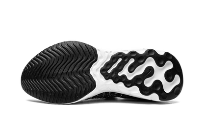 Nike React Phantom Run Flyknit 2 Oreo (Women's)