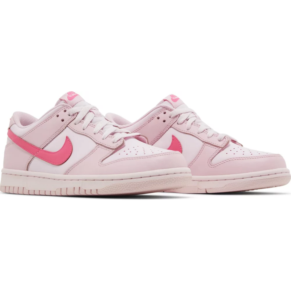 
                      
                        Nike Dunk Low Triple Pink (GS)
                      
                    