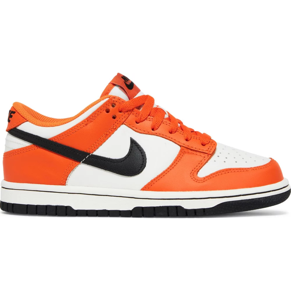 
                      
                        Nike Dunk Low Halloween (2022) (GS)
                      
                    