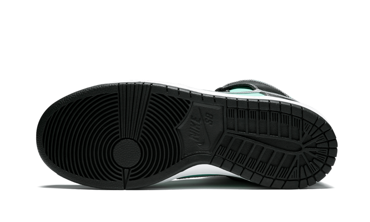 Nike SB Dunk High Diamond Supply Co.