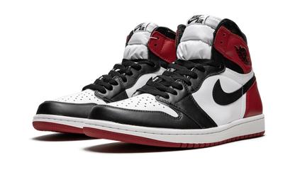 Jordan 1 Retro Black Toe (2016)