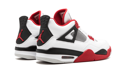 Jordan 3 Retro & Nike Air Max 1 atmos Pack