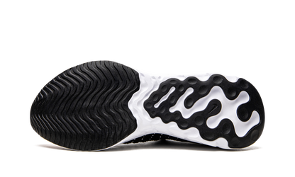 Nike React Phantom Run Flyknit 2 Black Team Orange