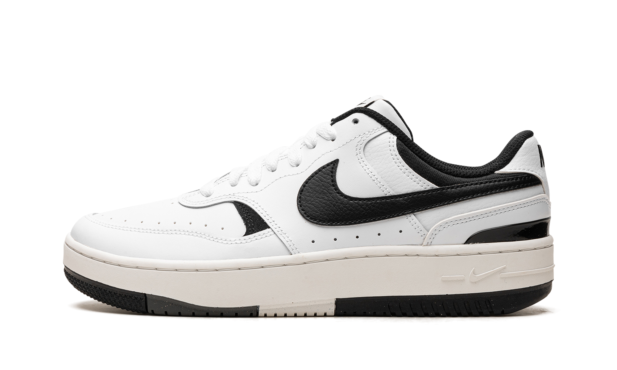 Nike Gamma Force White Black (Women's)