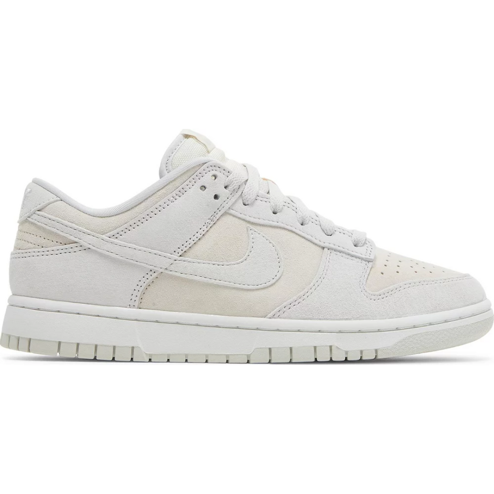 
                      
                        Nike Dunk Low Premium Vast Grey
                      
                    